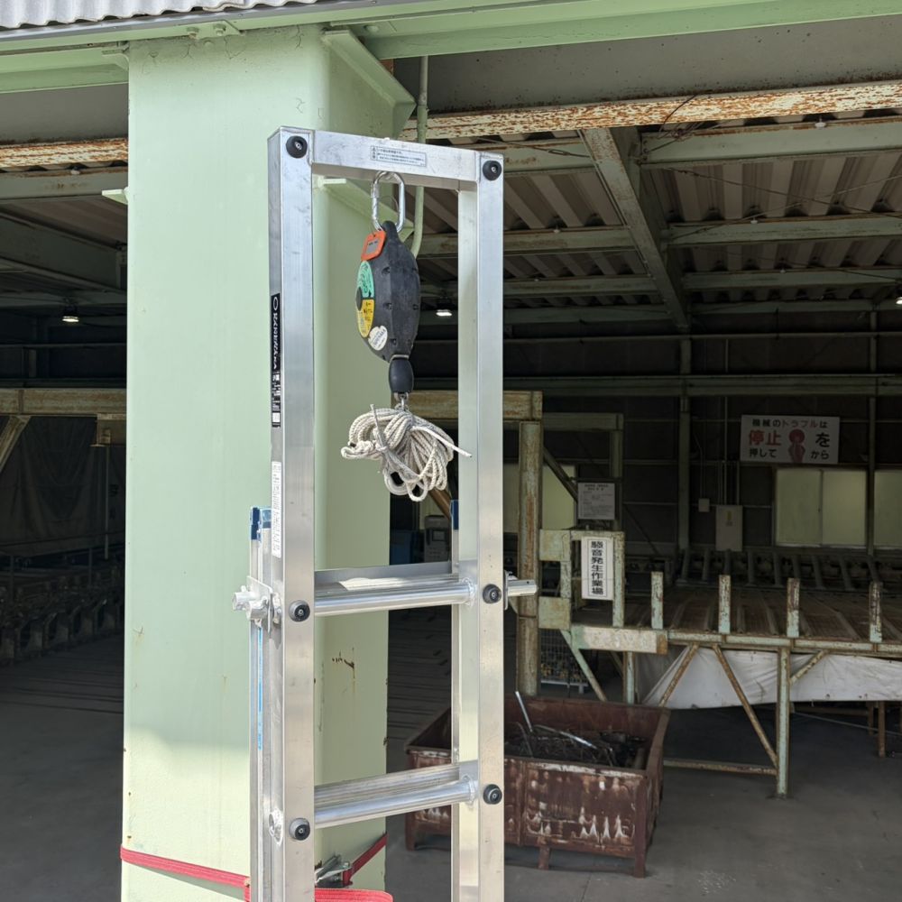 安全ブロック取付枠